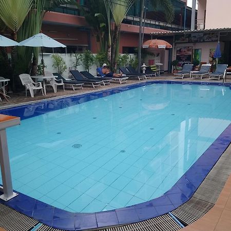 Home Pattaya Hotel Extérieur photo
