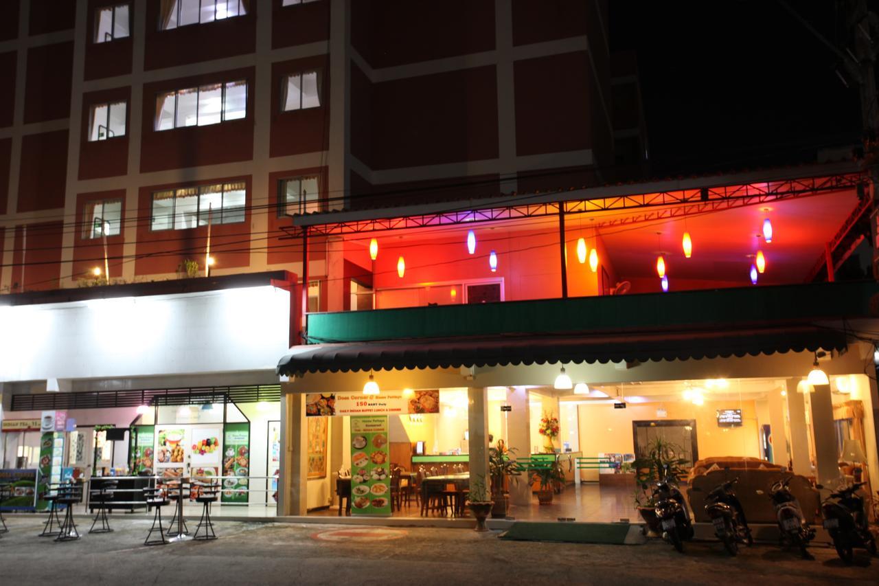 Home Pattaya Hotel Extérieur photo