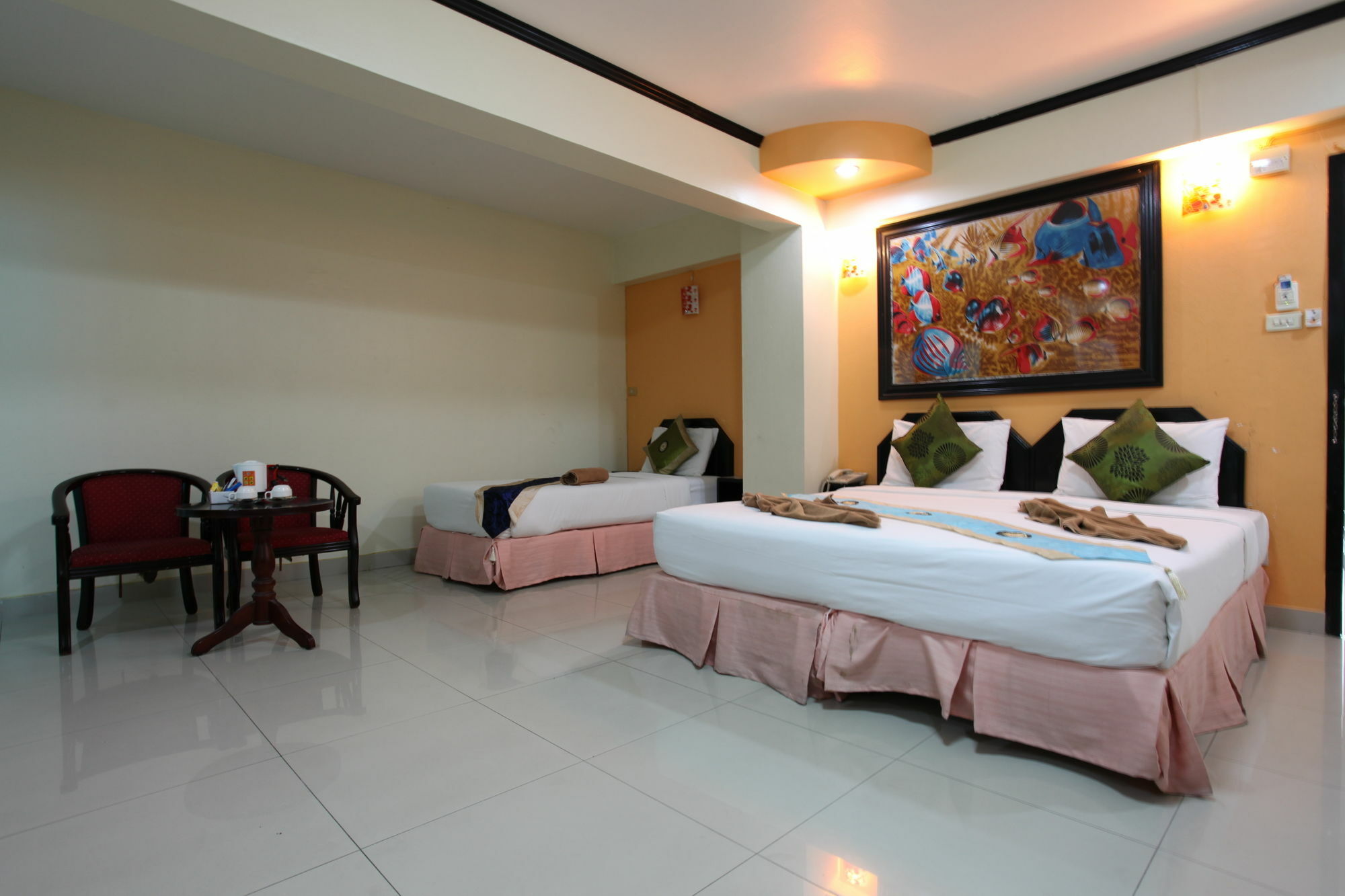 Home Pattaya Hotel Extérieur photo